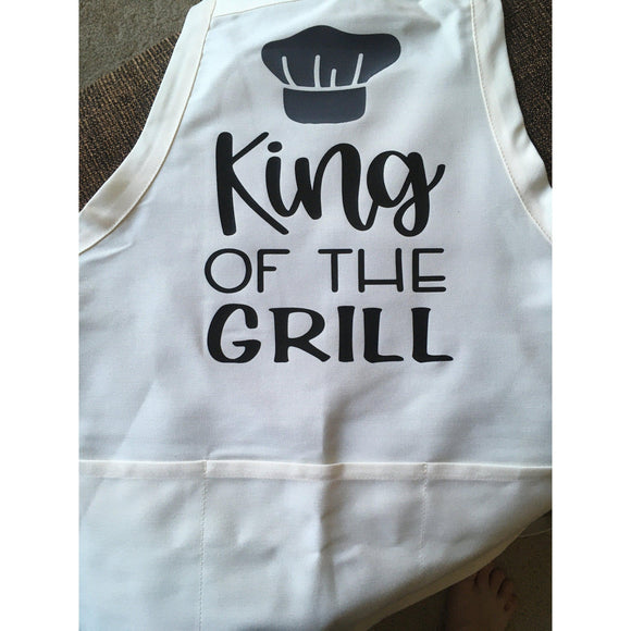 King of the Grill Barbecue Apron or Grill Master BBQ Apron with 3 pockets, Gift for Dad, Gifts for Him, Backyard BBQ fun, Outdoor Party